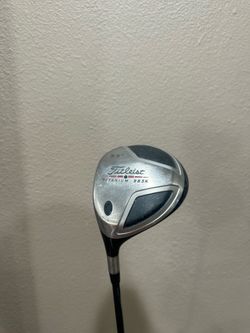 Titleist driver. Left handed