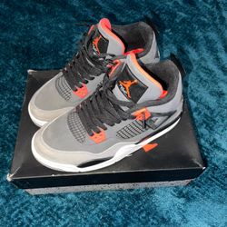 Air Jordan 4 