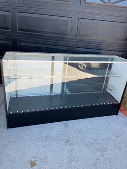 Display showcase