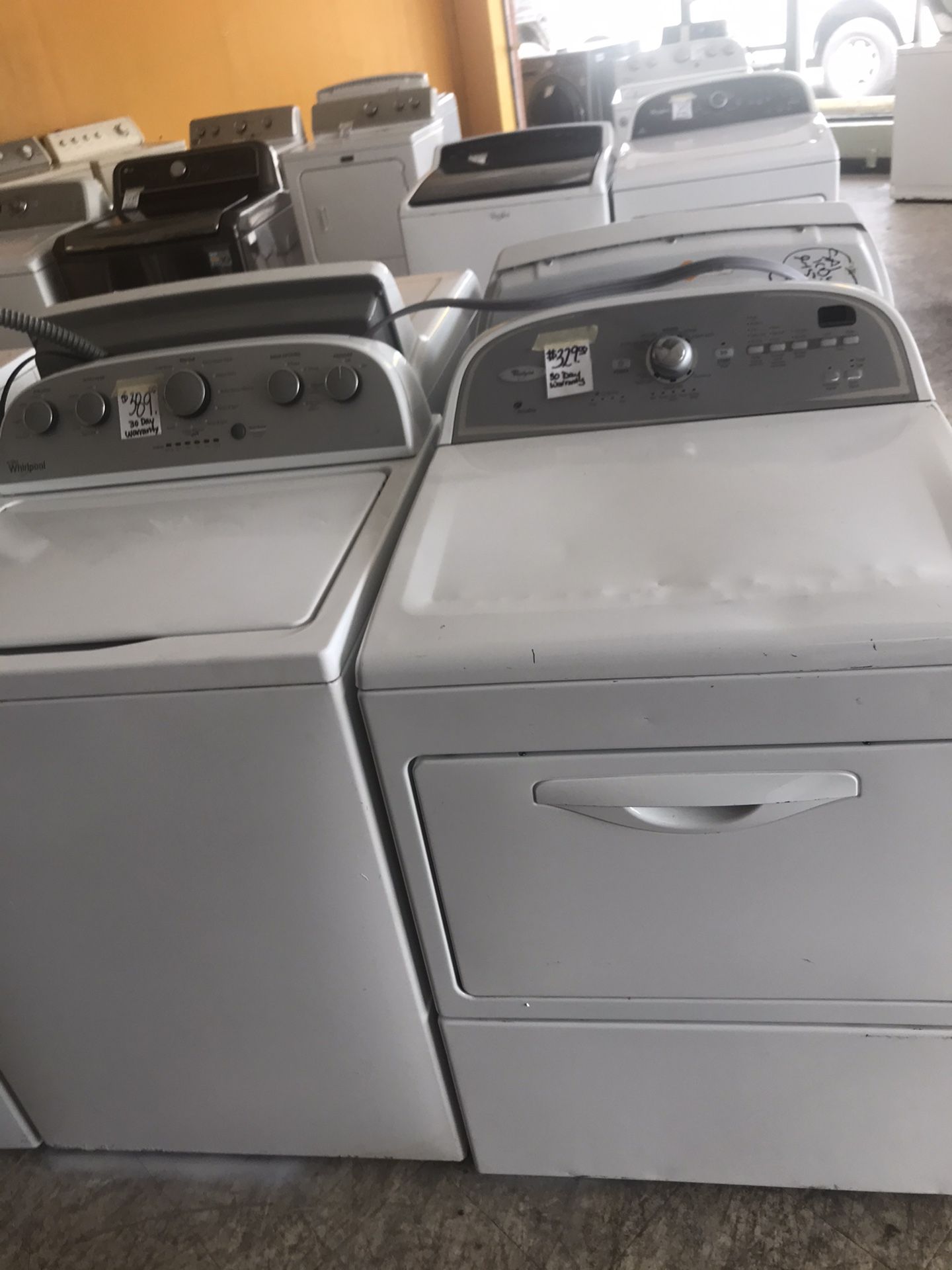 Working scratch and dent model washer and dryer