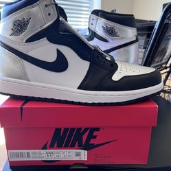 DS Jordan 1 Retro “Silver Toe” Womens Size 11.5(M 10)