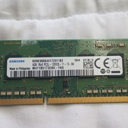 Samsung.  4GB DDR3 RAM