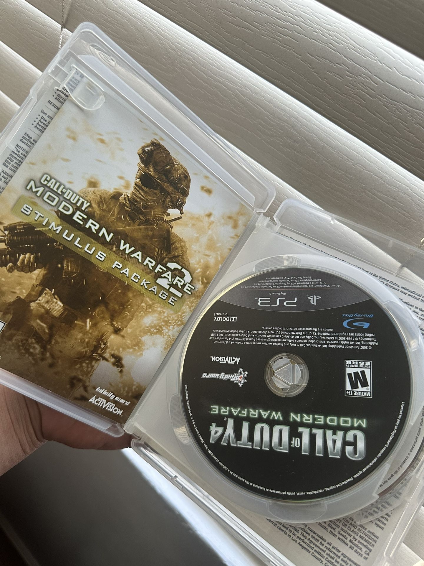 PS3 Call Of Duty Modern Warfare 2 & 4 Collection Bundle