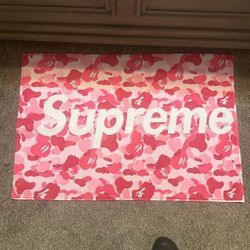 Supreme rug