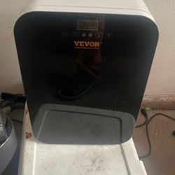 Vevor Mini Fridge 
