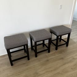 Set (3) Counter Height Barstools