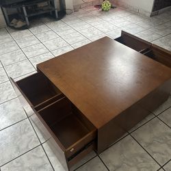 Pine Wood Coffe Table 