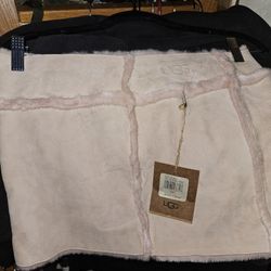 UGG Suede Mini Skirt with Pink Fur Trim Size S/P