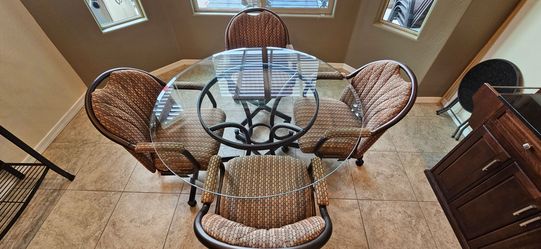 48" dining set