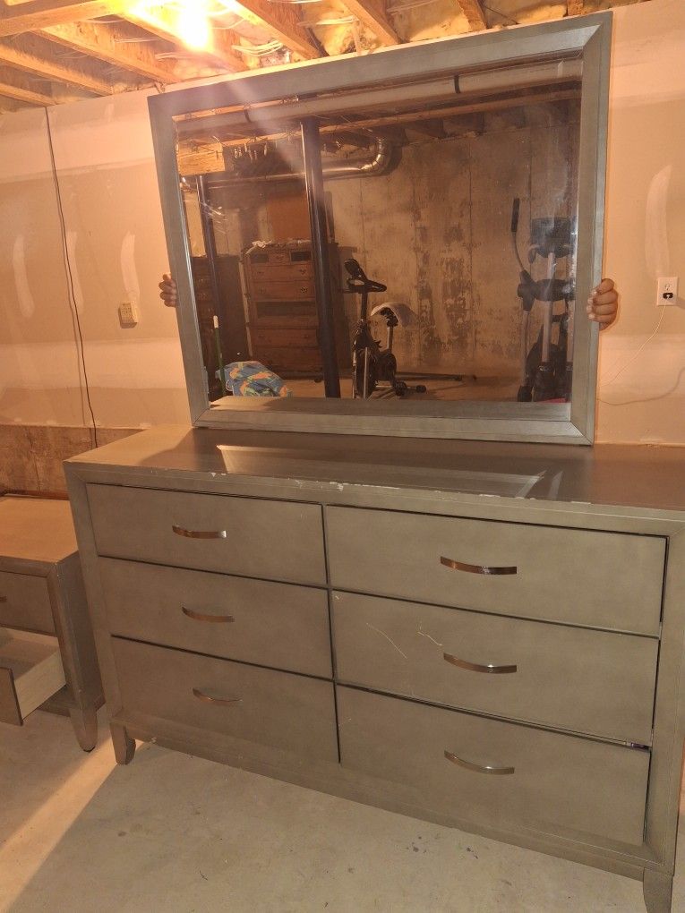 Tremont Gray Dresser With Mirror And Bedside Table