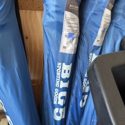 Folding Chairs 