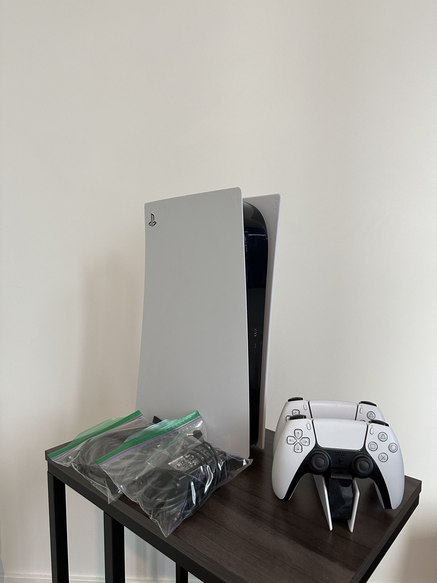 PlayStation 5 Disc Edition Console Bundle – 2 DualSense Controllers + Charging Station