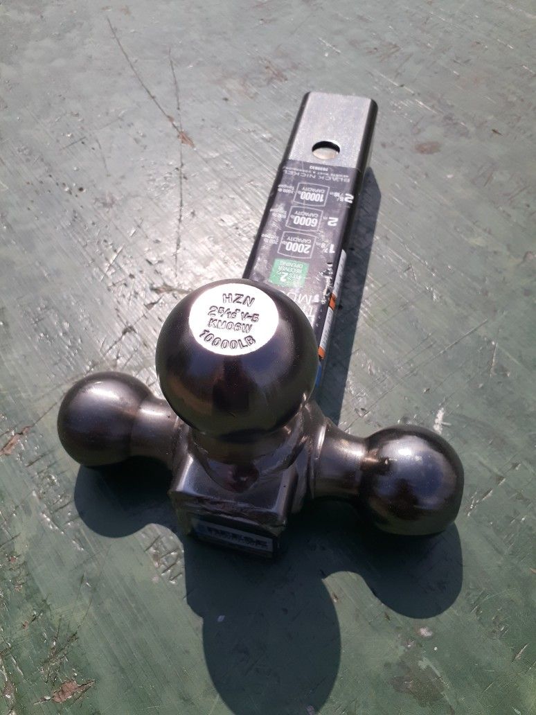 TRAILER HITCH
