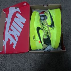 Off White X Air Force 1s Volt size 9.5