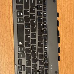 Small Foldable Keyboard