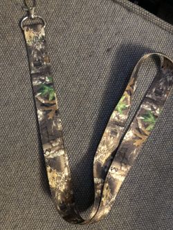 Mossy Oak Lanyard CAMO