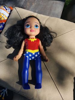 WONDER WOMAN
