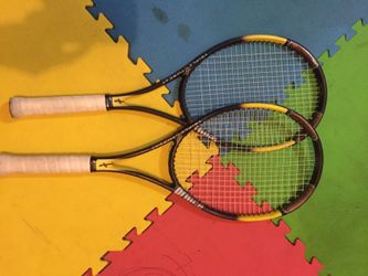 Set of tennis racket