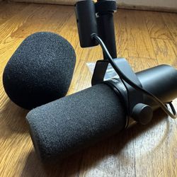 SHURE SM7B VOCAL DYNAMIC PRO MICROPHONE 