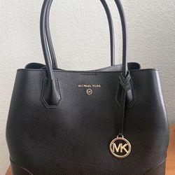 Black Michael Kors Purse