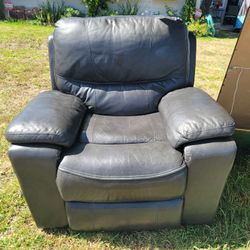 Free Leather Recliner Couch 