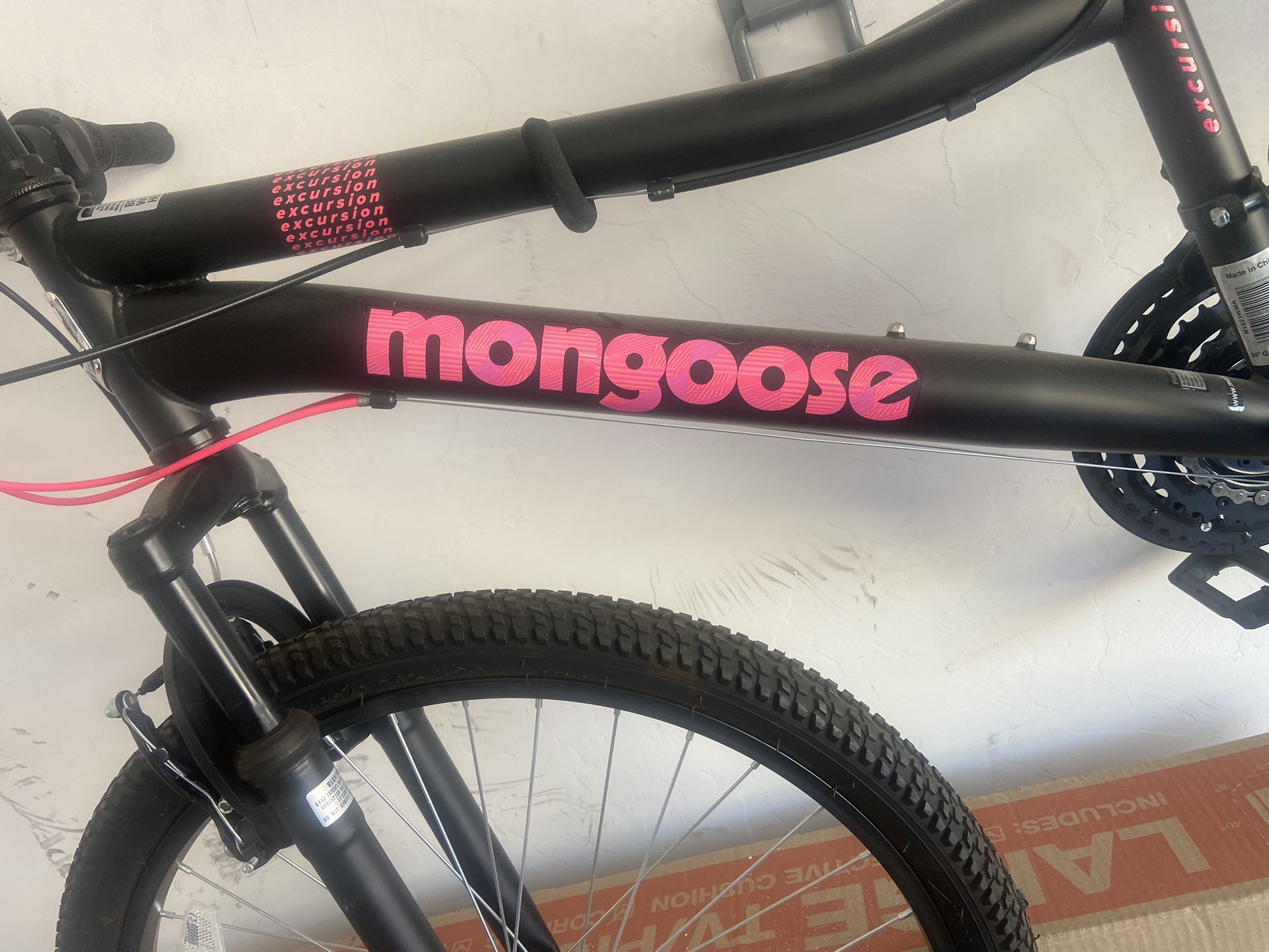 Mongoose Excursion Mountain Bike, 24 inch wheels, girl's style, black