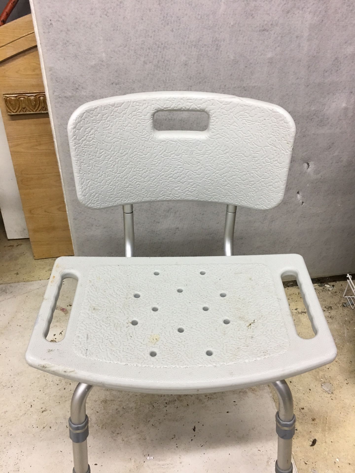 Shower Chair Brand new never been use.