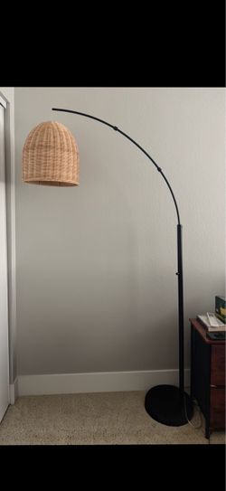 Arc Floor Lamp with Rattan Shade Smart