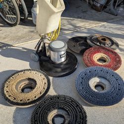 Buffer/Scrubber With Solution Tank