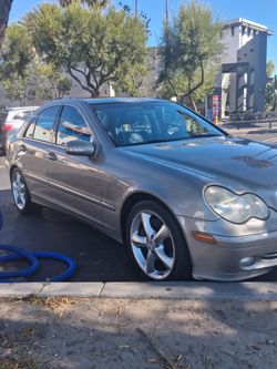 2004 Mercedes-Benz C-Class