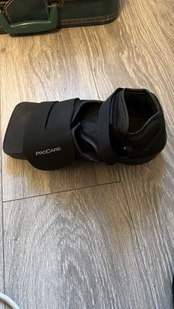 Walking boot