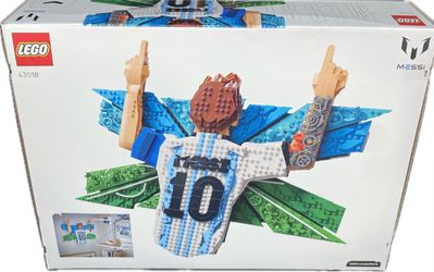 LEGO Editions Lionel Messi Celebration 43018 Brand New 1427 pieces Sealed Box