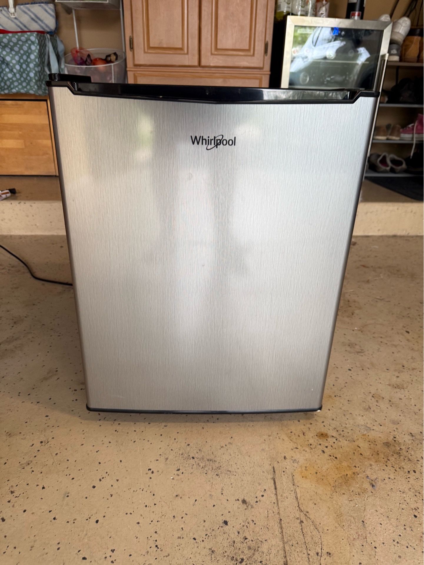 Whirlpool 2.7 cu ft Mini Fridge