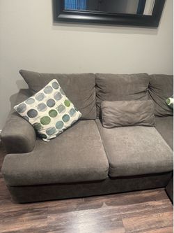 Sectional couch