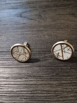 Cufflinks