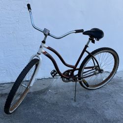 Kent Cruiser Bike – Rides Great, Needs Cleaning 