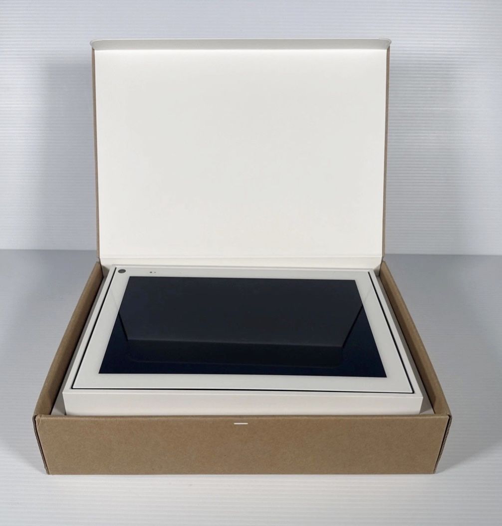 Meta Portal Mini by Facebook 8" NEW - Smart Camera, Alexa Built-in, Zoom calling, WhatsApp & more!