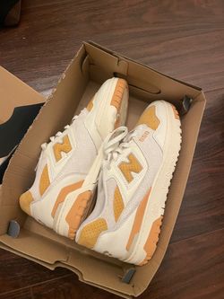 New Balance 550 Shoes Size 9.5 Men