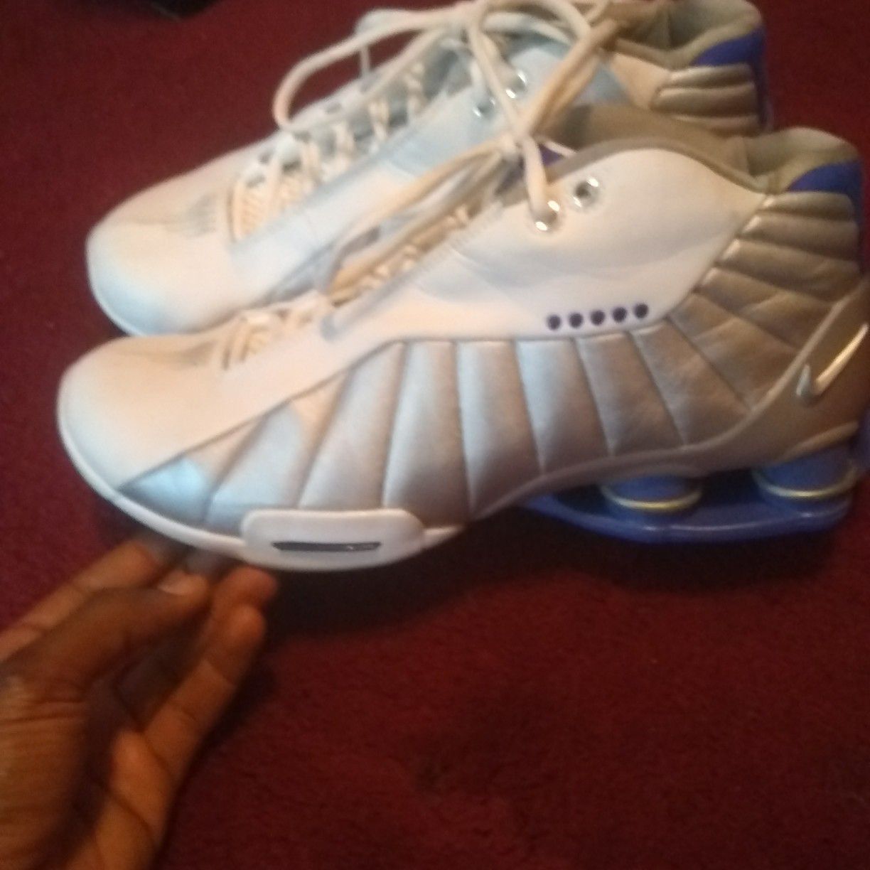 Vince Carter size 8 and 1/2 200call me at {contact info removed}