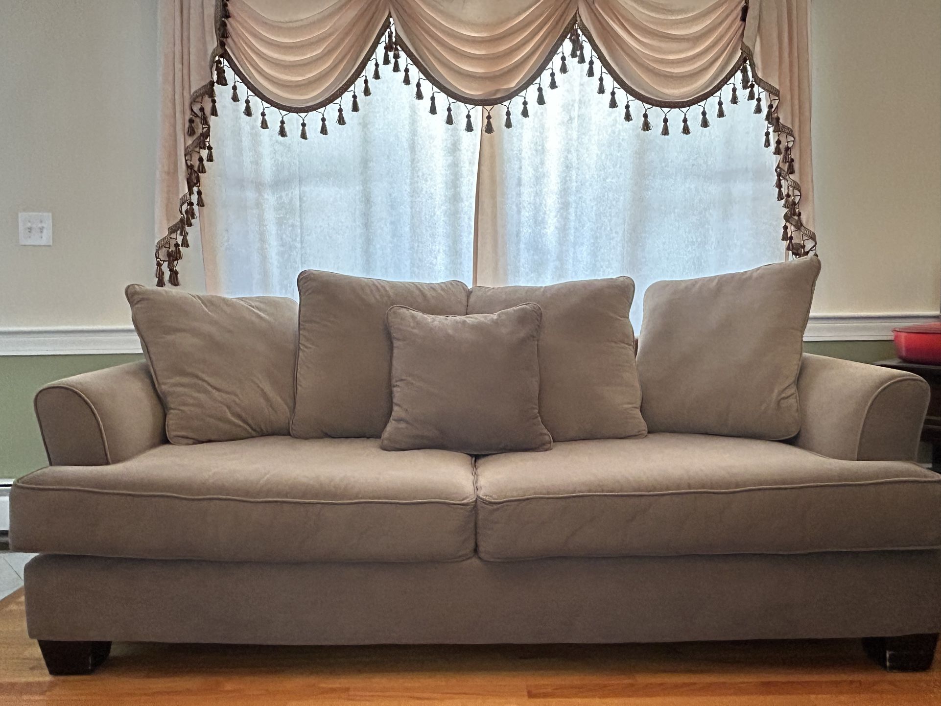 Tan Beige Raymour And Flanagan Sofa/Couch