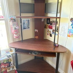 Corner Desk