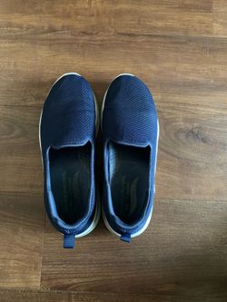 Sketchers GoWalk Air-Cooled ArchFit Slip-Ins In Blue White & Blue White Sole Size 7.5