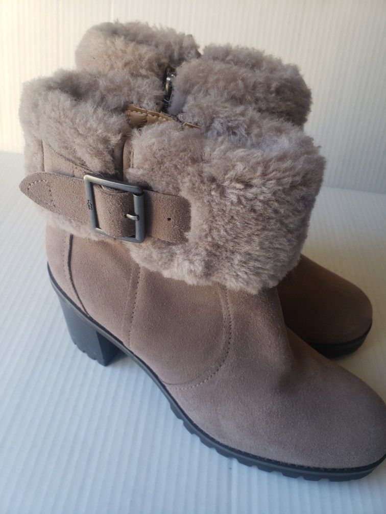 UGG Elisiana Women Boots Lug Sole