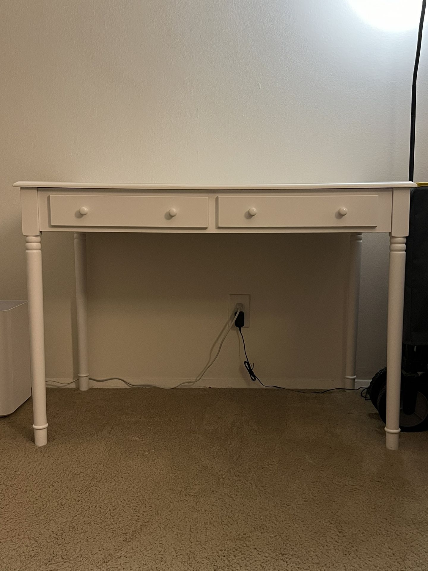white desk for Sale in Los Angeles, CA OfferUp