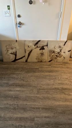 IKEA canvas wall Art. PJATTERYD flora maia ( 3 panel)