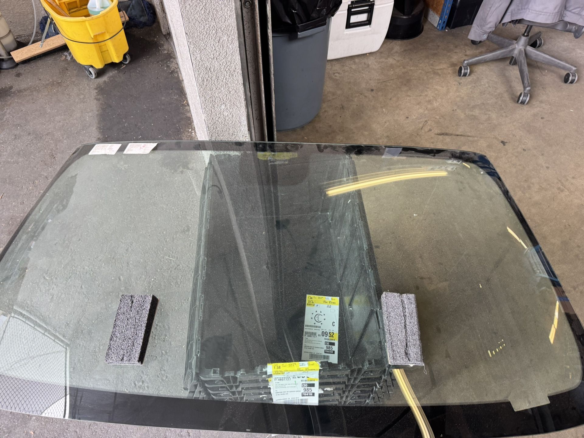 2007-2014 Oem Front Windshield Chevy