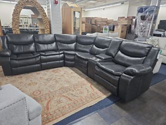 3 Pc Recliner Sectional