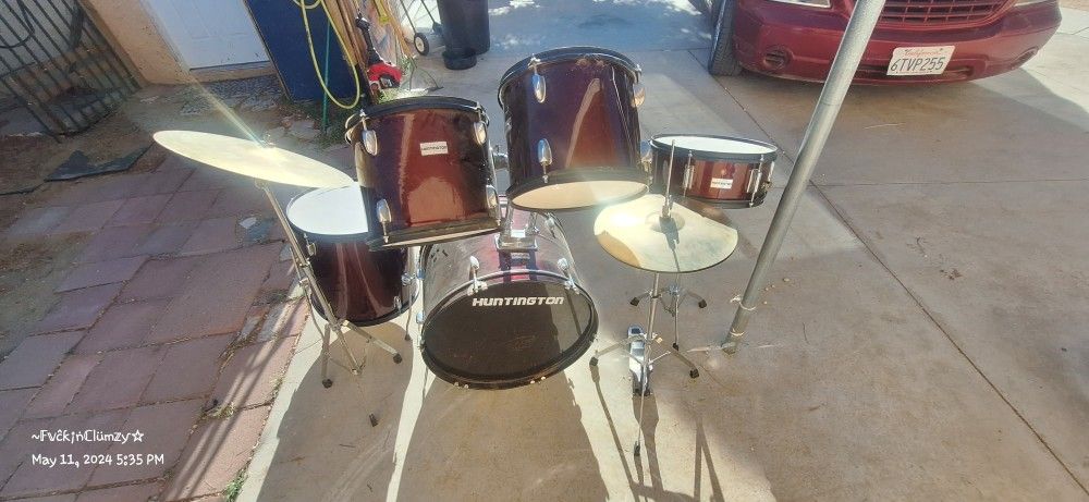 5 Pc Huntington Drum Set