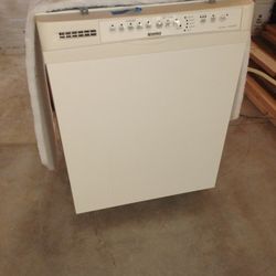 Kenmore Dish Washer 
