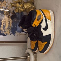 Yellow Jordan Ones 